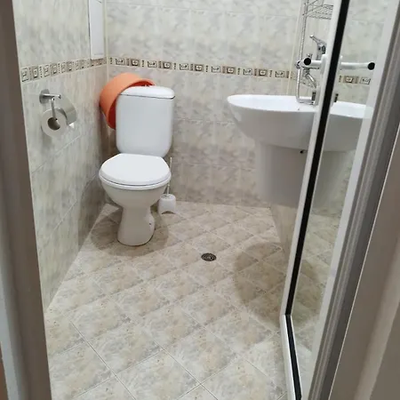 招待所 за гости левтерови 切尔诺莫雷茨