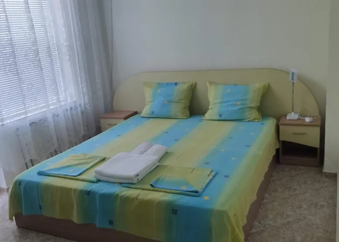 за гости левтерови Pensionat *